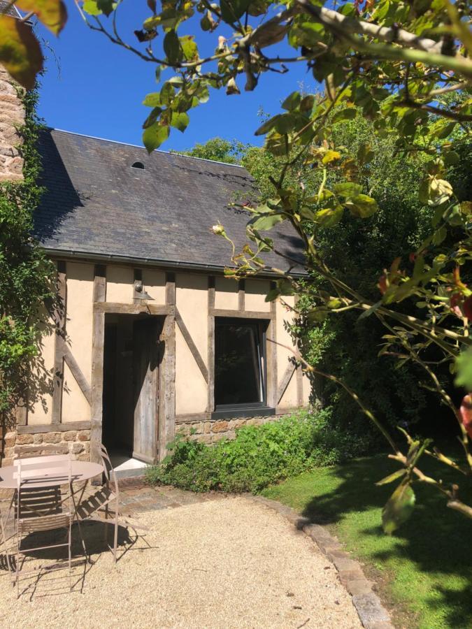 Le Clos Du Mont Jarry Le Val-Saint-Père Eksteriør bilde
