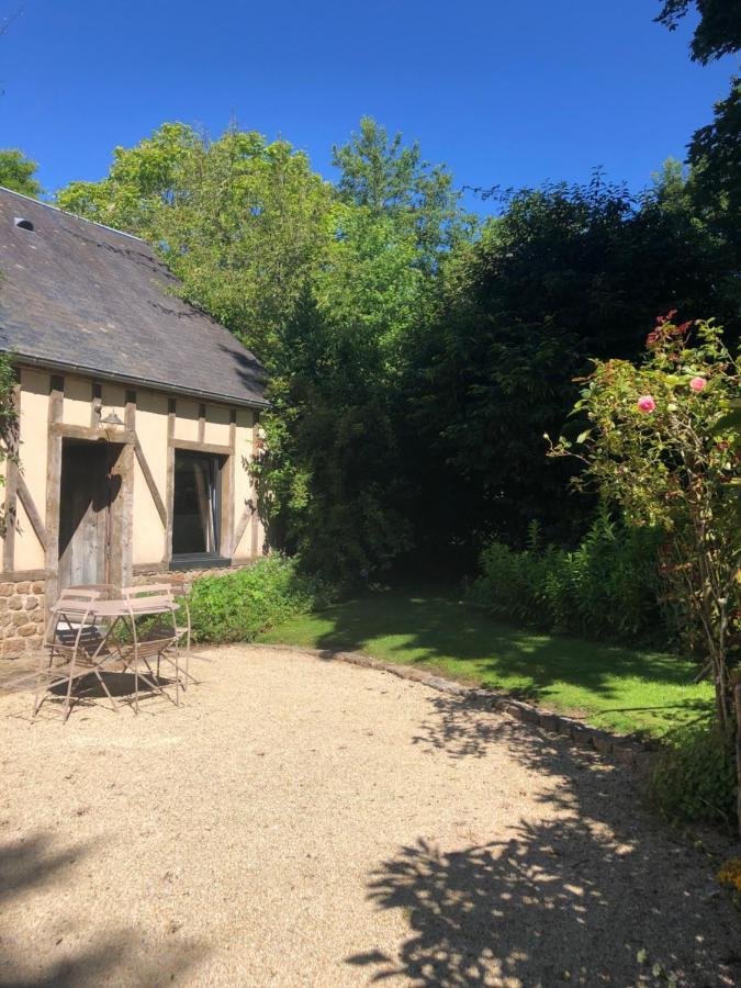 Le Clos Du Mont Jarry Le Val-Saint-Père Eksteriør bilde